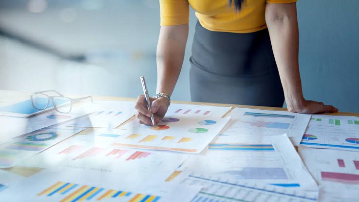 How to Read an Earnings Report Like an Analyst